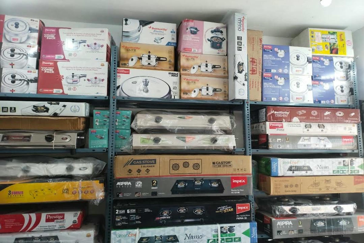Gas stove products and burners in AMS Stove Centre Adoor